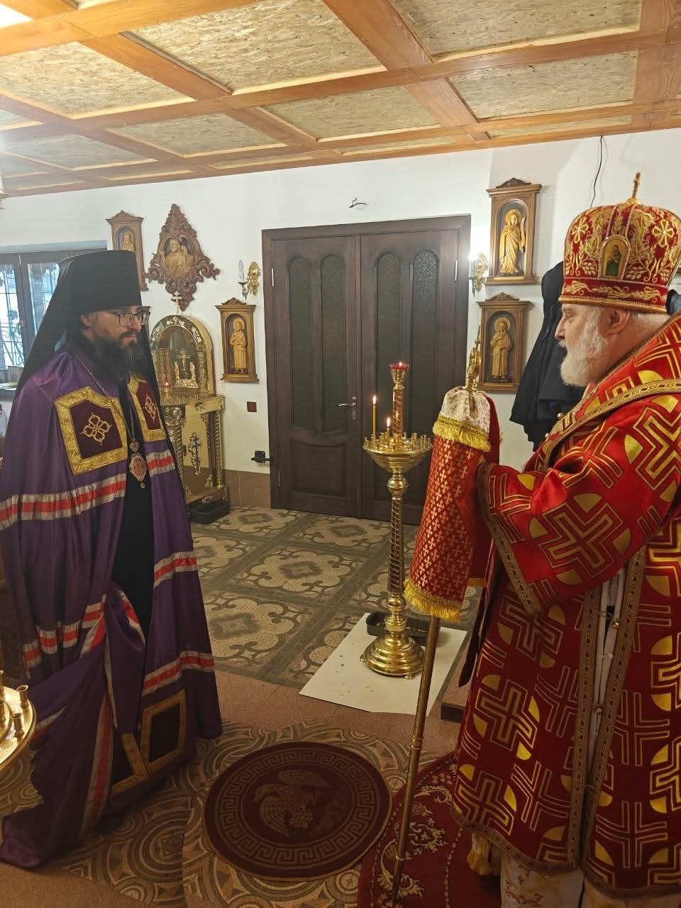Святійший Патріарх Никодим у співслужінні з єпископом Херсонським і Таврійським Михаїлом за Божественною літургією святителя Іоана Золотоустого рукоположив ігумена Іоана Ковалюка в сан єпископа